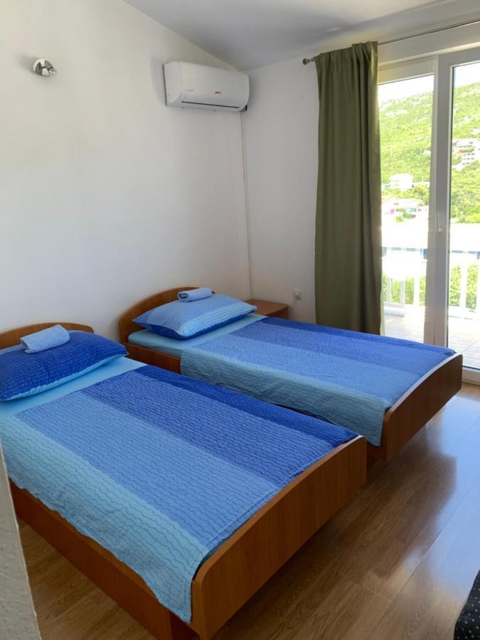 Room Ivana Neum Bagian luar foto