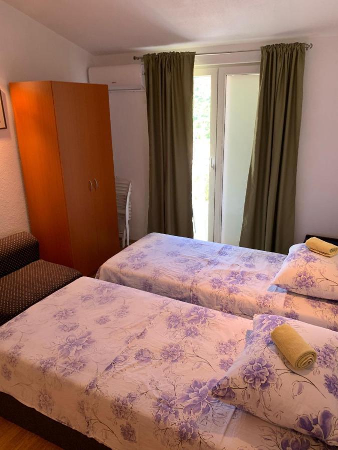 Room Ivana Neum Bagian luar foto